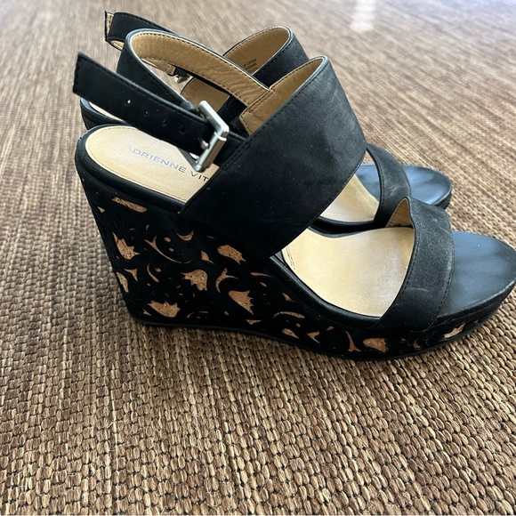 Adrienne Vittadini wedge - Picture 3 of 5